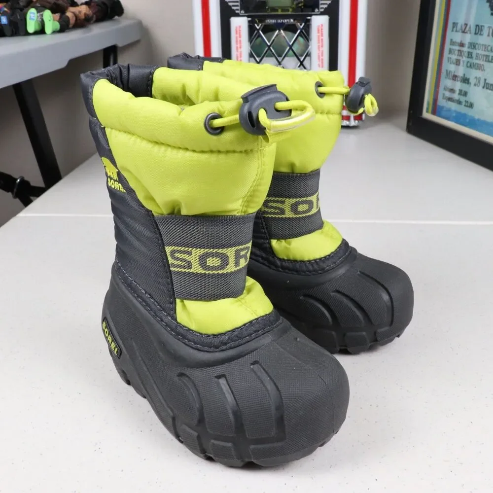 Sorel Snow Boots Child Size 6 Neon Green NV1881